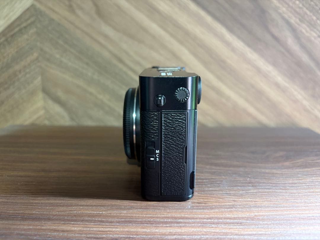 FUJIFILM X-E5 ボディ　ブラック