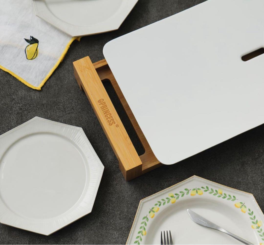 美品Princessプリンセス テーブルグリルピュア ホットプレートセラミック