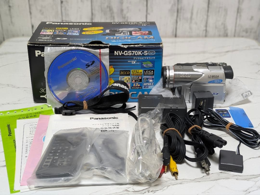 ② Panasonic　NV-GS70　MiniDV対応　豪華セット