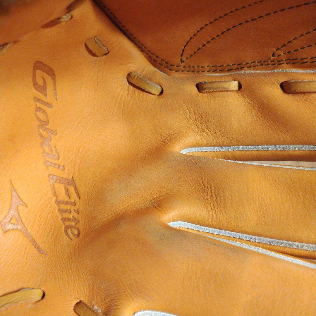 ミズノ軟式グローブ　グローバルエリート　Hselection SIGNA右投手用