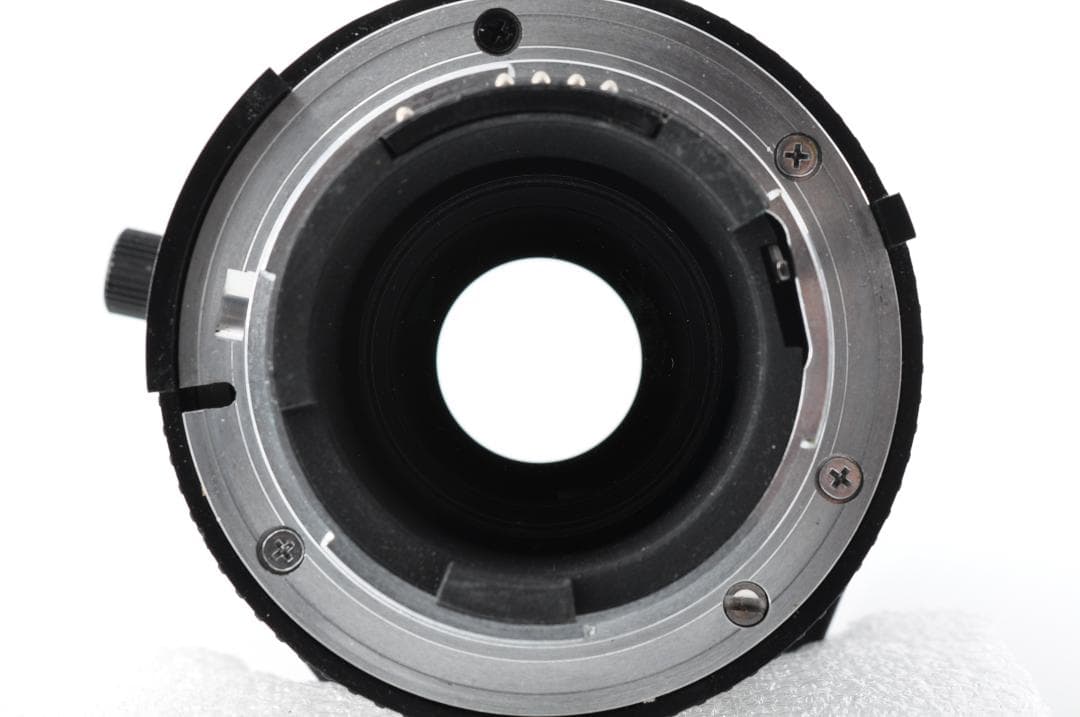 Nikon ニコン AF Nikkor 75-300mm F/4.5-5.6