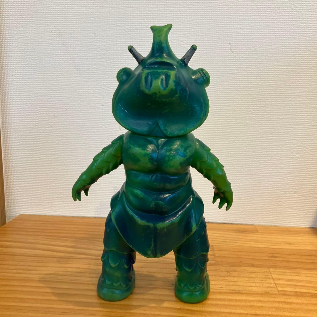 kuro　アントラー　ソフビ　ウルトラマン　マルサン　当時物　ジャンク品