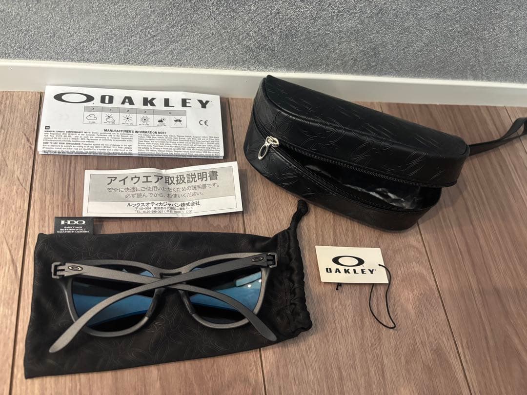 【美品】OAKLEY サングラス