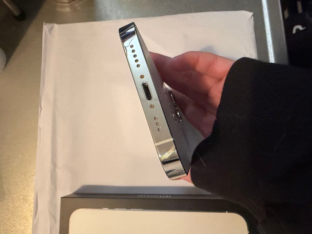 iPhone 13 Pro シルバー 256GB 本体