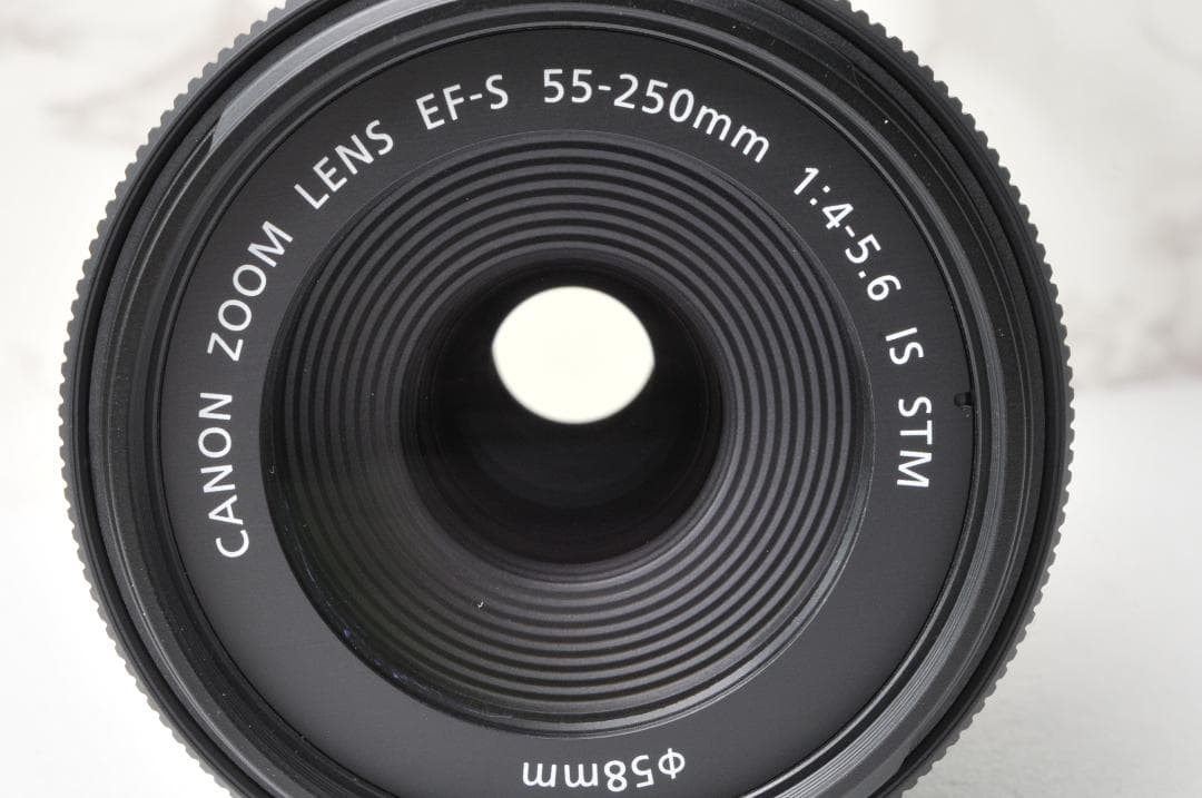 YU___M様美品❣️Canon EF-S 55-250mm IS STM ⭐️