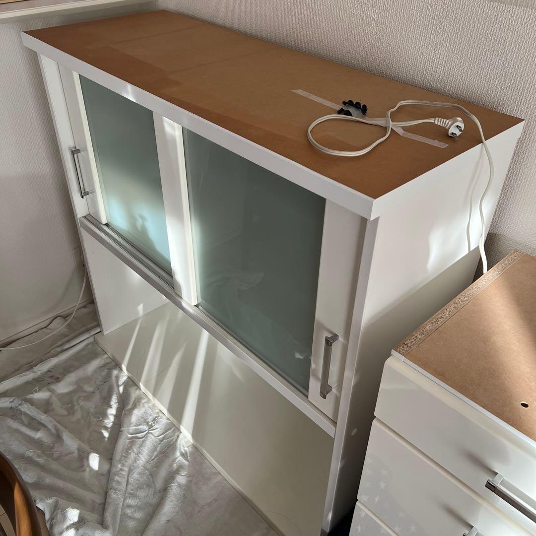 ホワイト 木製 食器棚 オープンシェルフ　カップボード　キッチンボード