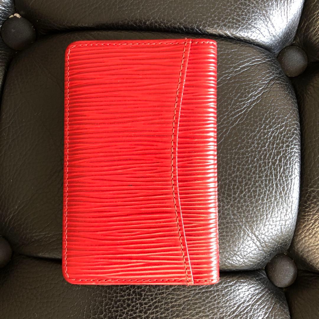 【Louis Vuitton】ルイ ヴィトン エピ 名刺入れ レッド 美品
