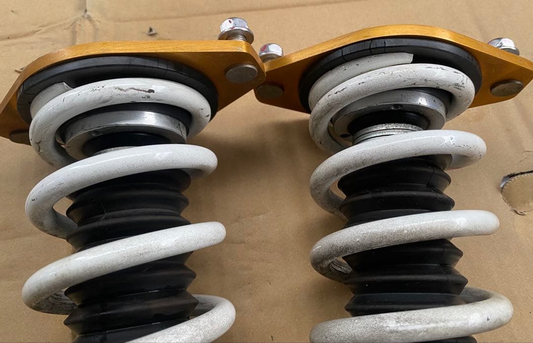 HKSサスペンションキット　レガシィツーリングワゴンBRM