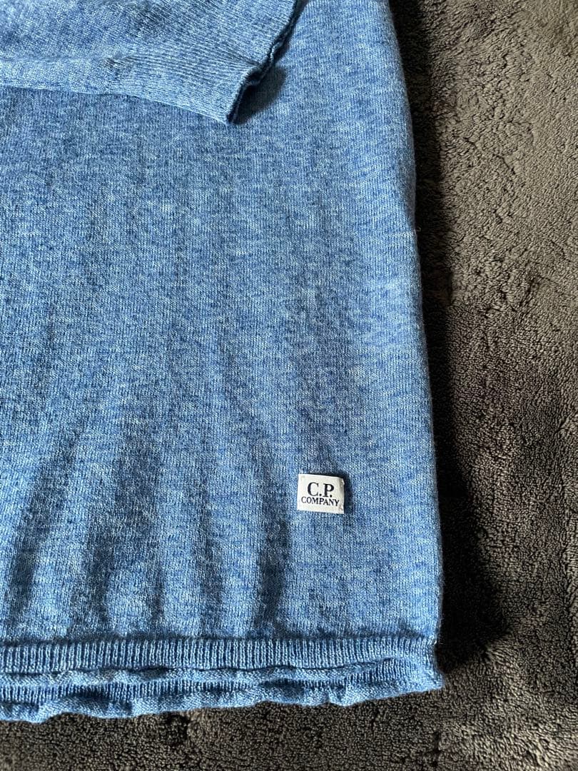 新品未使用C.P.company メンズトップス　インナーブルー定価23000円