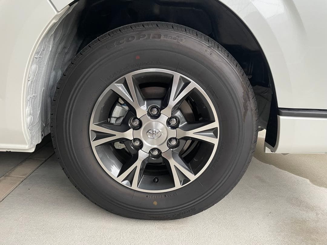 ブリヂストン ECOPIA 195/80R15 タイヤセット