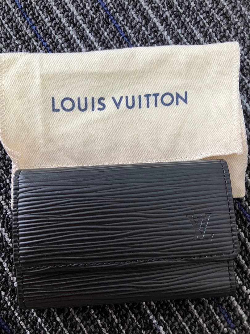 【LOUIS VUITTON キーケース新品未使用】黒