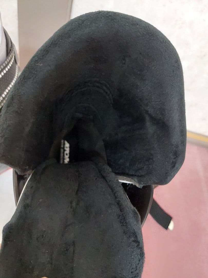 美品ATOMIC LIVEFIT70 スキー ブーツ スキー靴 27.5cm