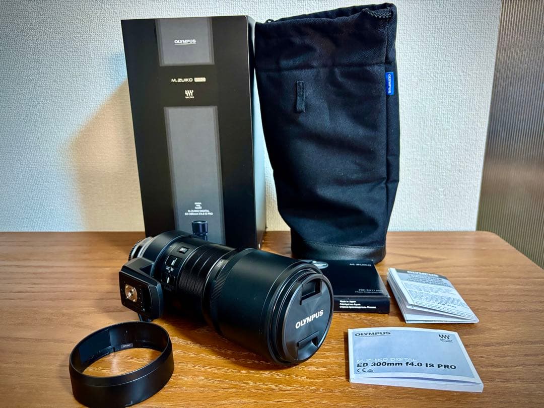OLYMPUS M.ZUIKO ED 300 F4 IS PRO純正カバー付