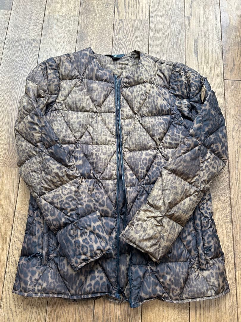 薄いピンク スノーボードジャケット