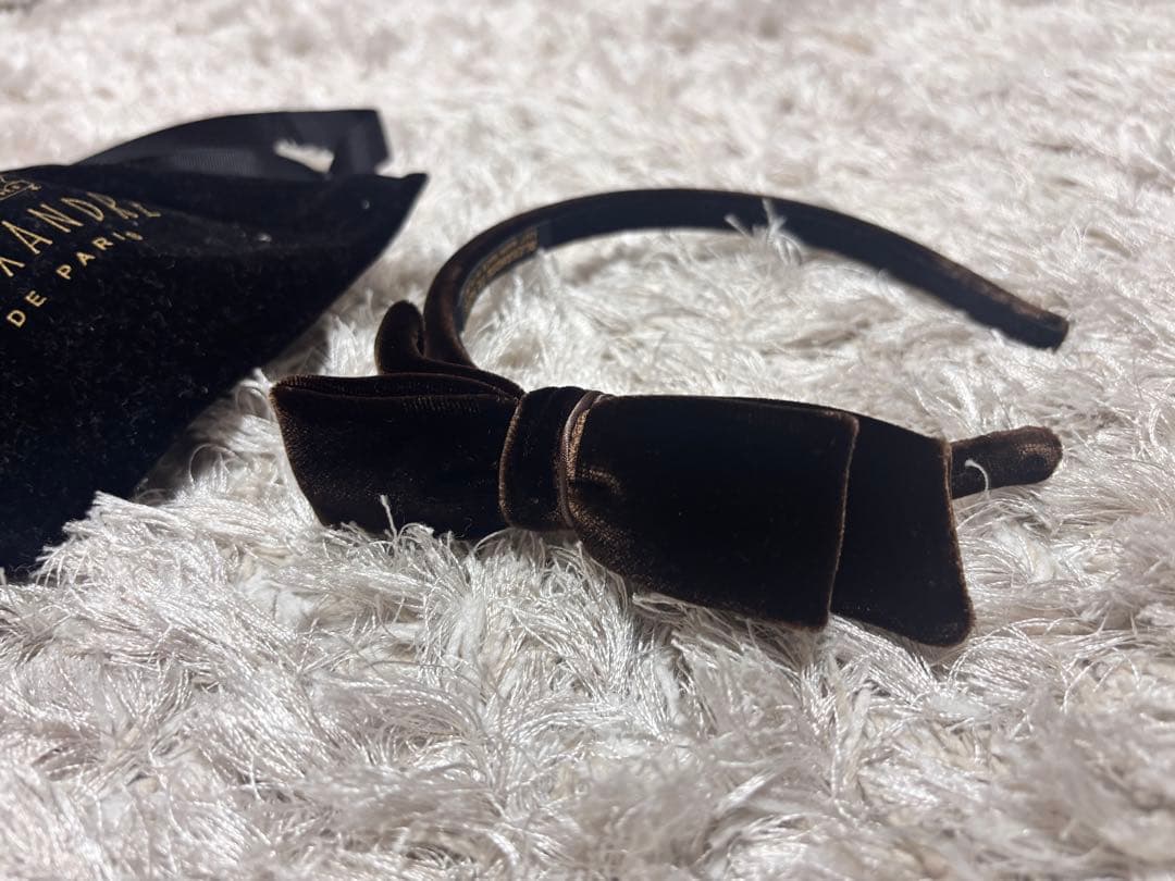 ALEXANDRE DE PARIS ベロア　カチューシャ　リボン　ブラウン