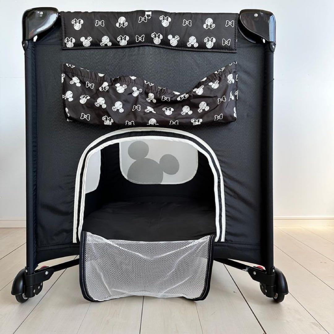美品 katoji カトージ ポータブルベビーベッド ミッキー ベビーサークル