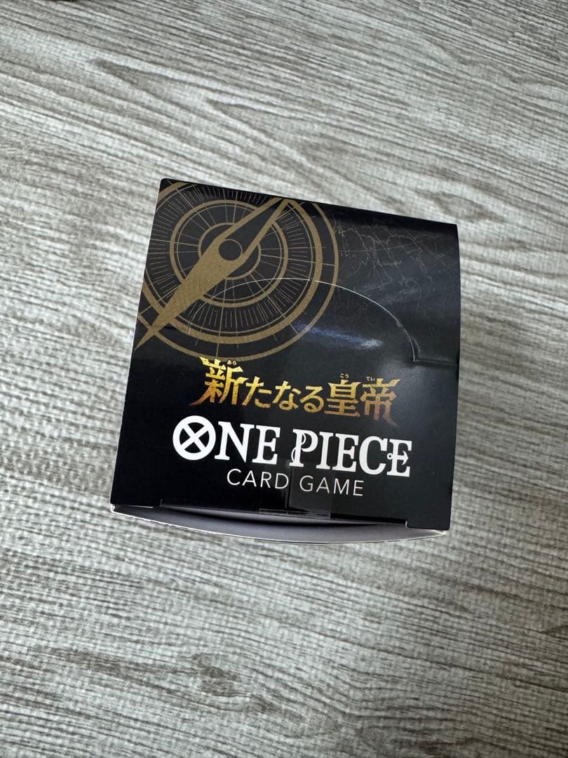 新たなる皇帝 ONE PIECE カードゲーム　テープカット