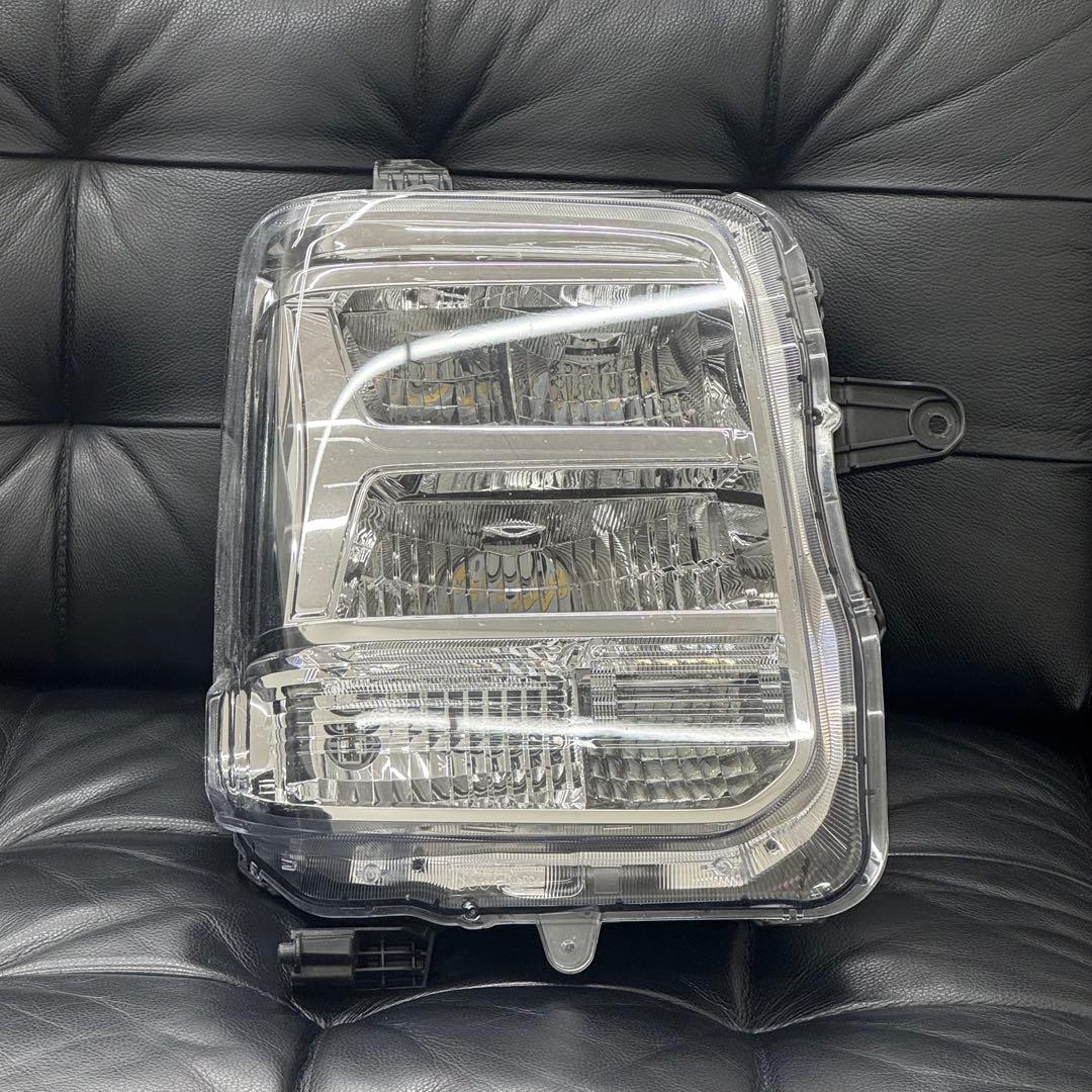 【美品】エブリィ DA17 LEDヘッドライト 左右セット 現行モデル