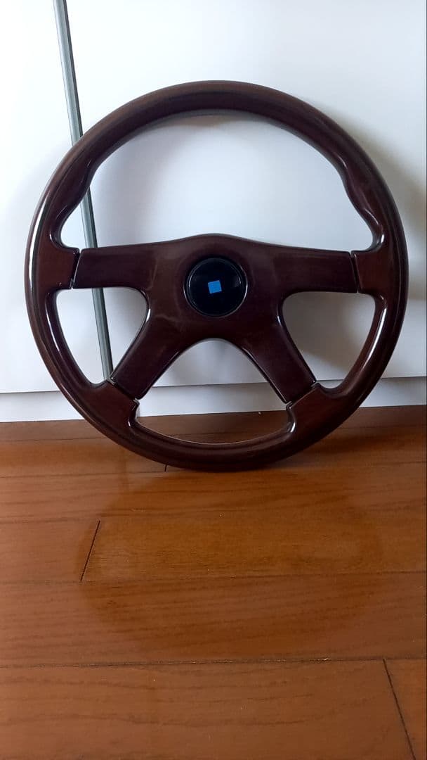 ナルディハンドル　 GARA4