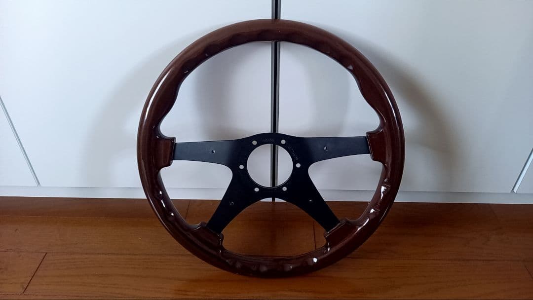 ナルディハンドル　 GARA4