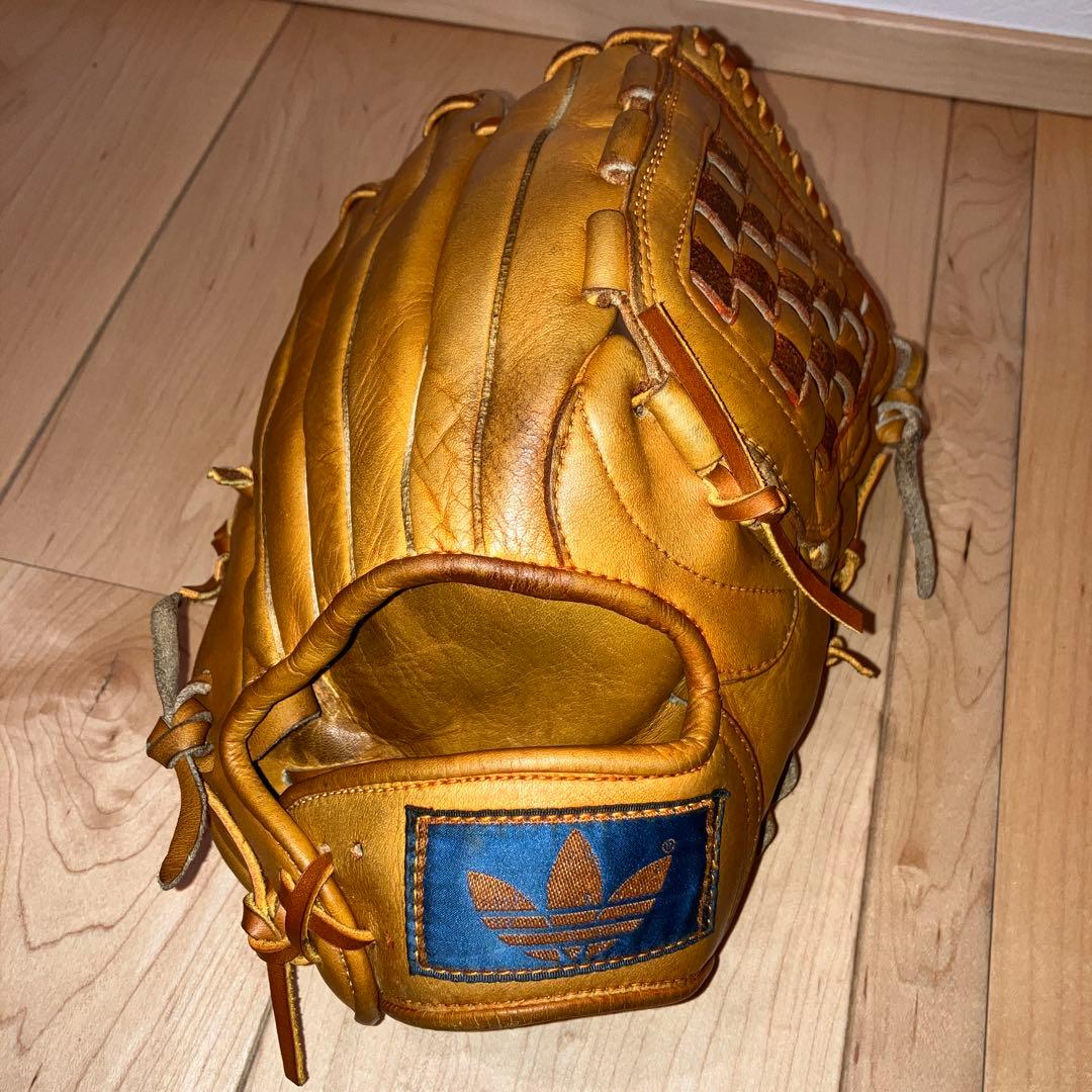 アディダス adidas ヴィンテージ 野球グローブ YN8100