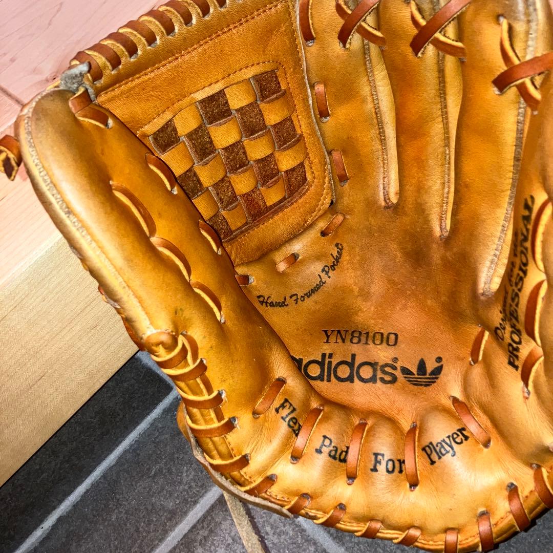 アディダス adidas ヴィンテージ 野球グローブ YN8100