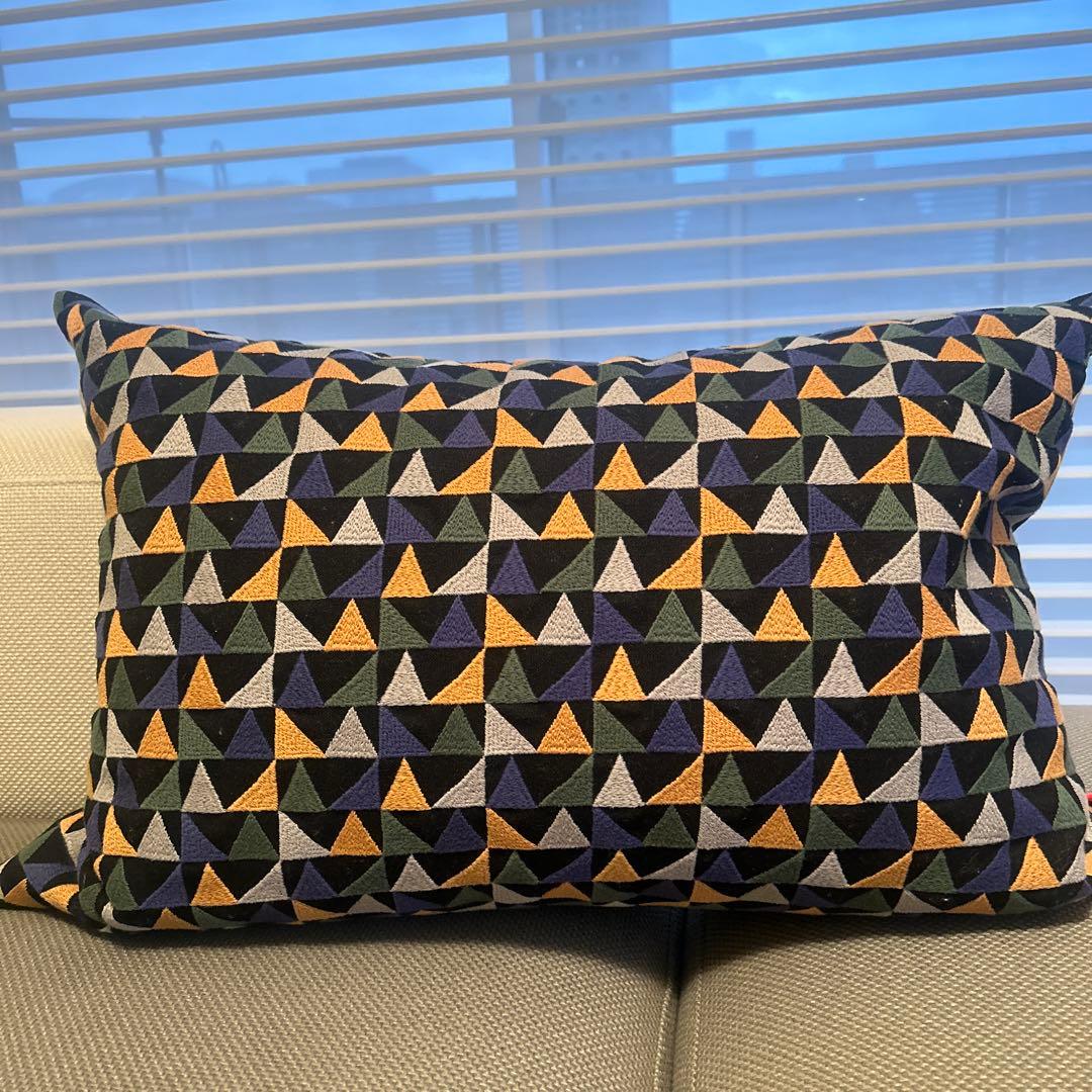 Akira Minagawa x Kvadrat クッション