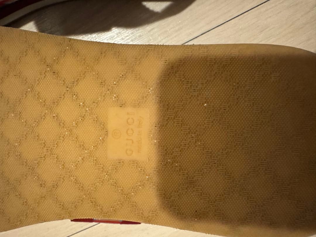 1/18まで値下げ　正規品　Gucci サンダル 赤/緑/紺