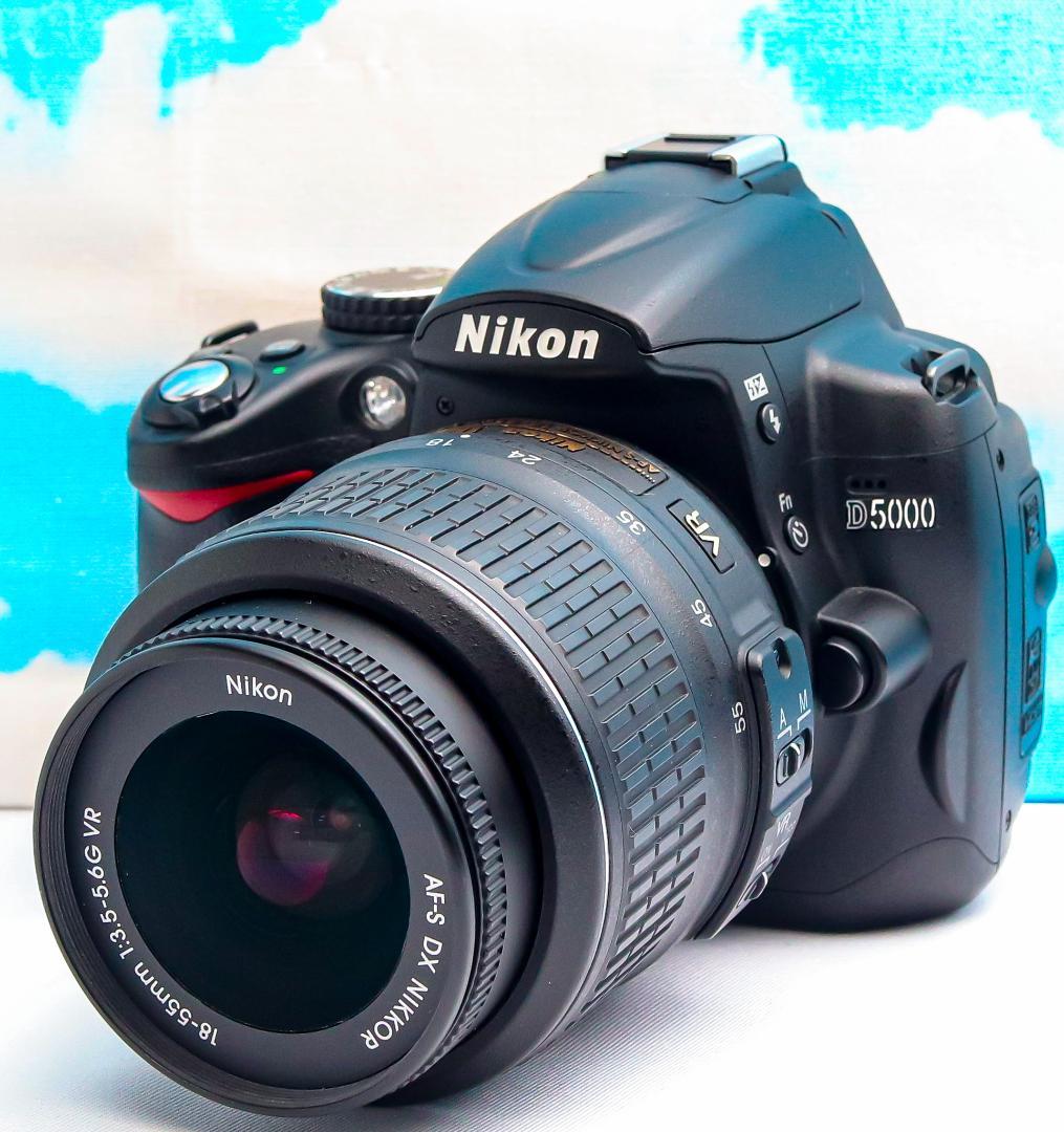 ニコン Nikon D5000⭐️スマホに転送OK⭐️自撮りラクラク⭐️即日発送
