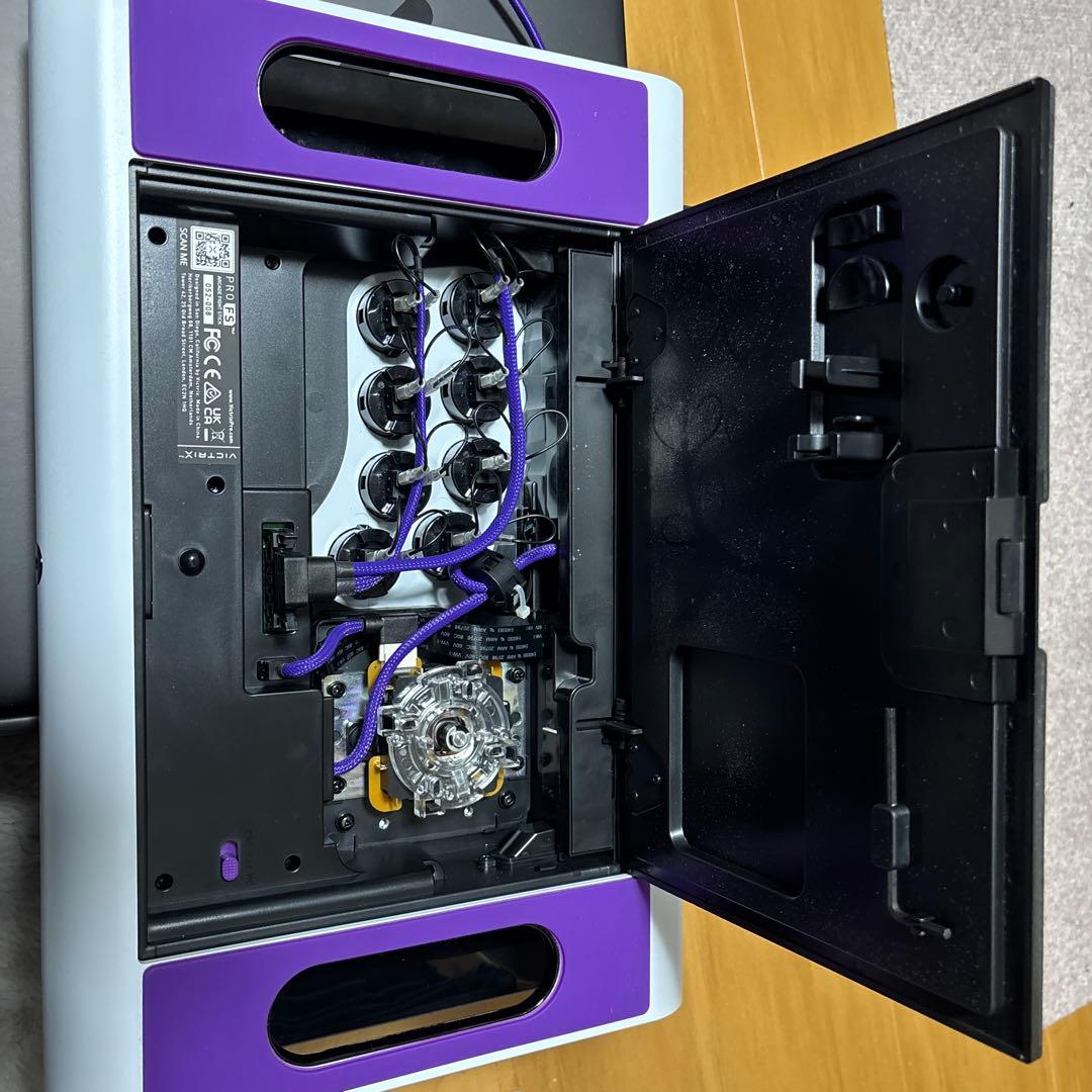 Victrix Pro FS ホワイト