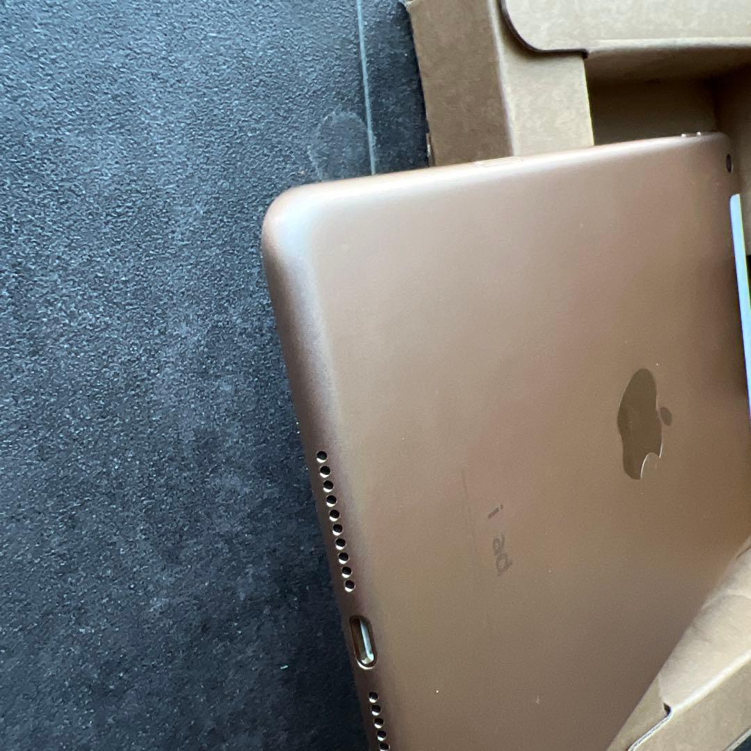 【超美品】 iPad mini 4 128 Wi-Fiセルラー バッテリー97%