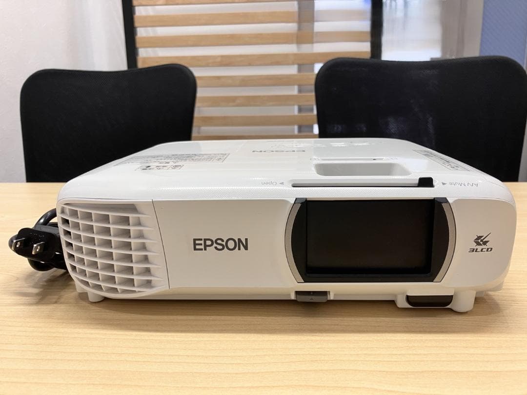 あ*う様 売り切り美品EPSON EH-TW750 プロジェクター本体 使用時間