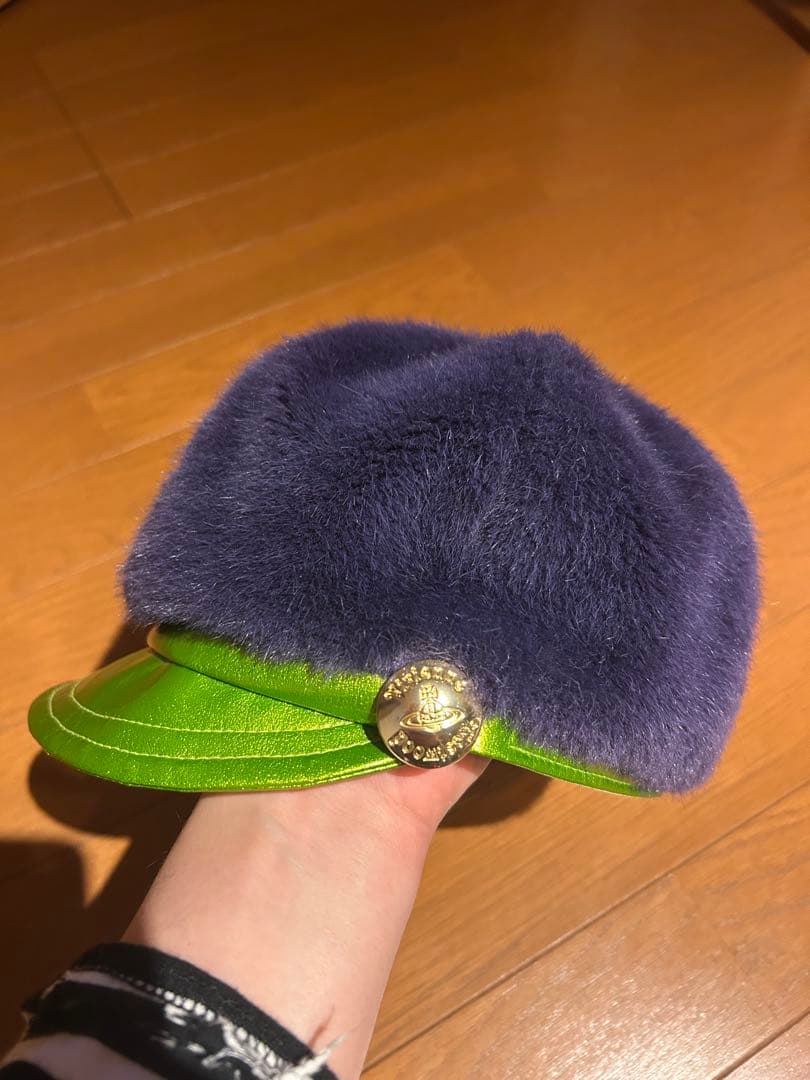 Vivienne Westwood キャスケット　ファー　紫