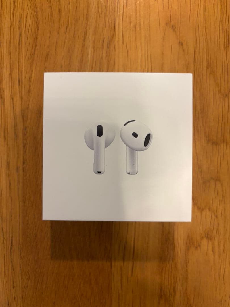 AirPods4本体 ホワイト 充電ケース付き