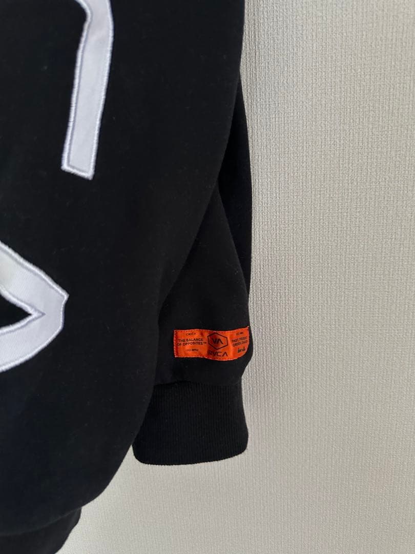 激レア★RVCA AZUL コラボ スウェット トレーナー ルーカ アズール