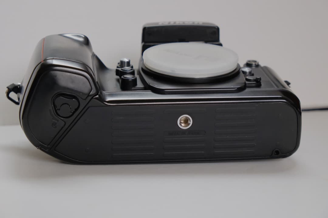 美品 Nikon F4 動作確認済み フィルム一眼レフカメラ