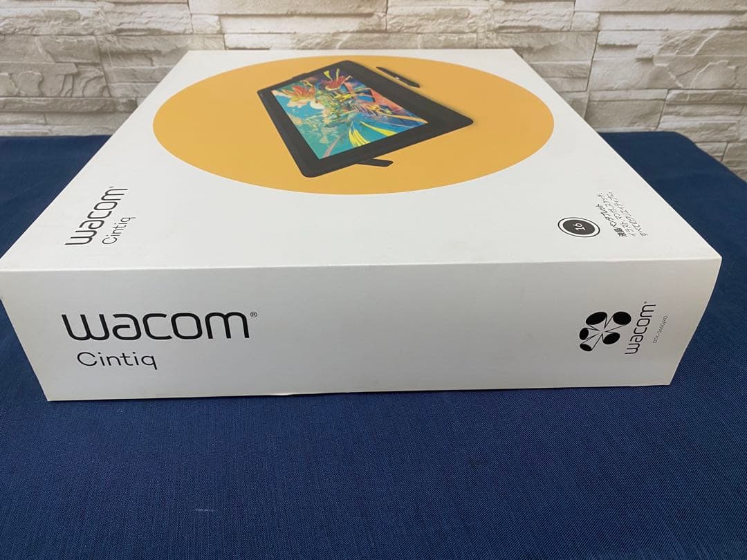 【新品未使用】Wacom Cintiq 16 DTK-1660 K0-DX