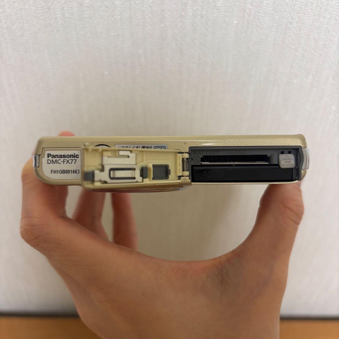 【動作確認済】Panasonic LUMIX DMC-FX77 デジカメゴールド
