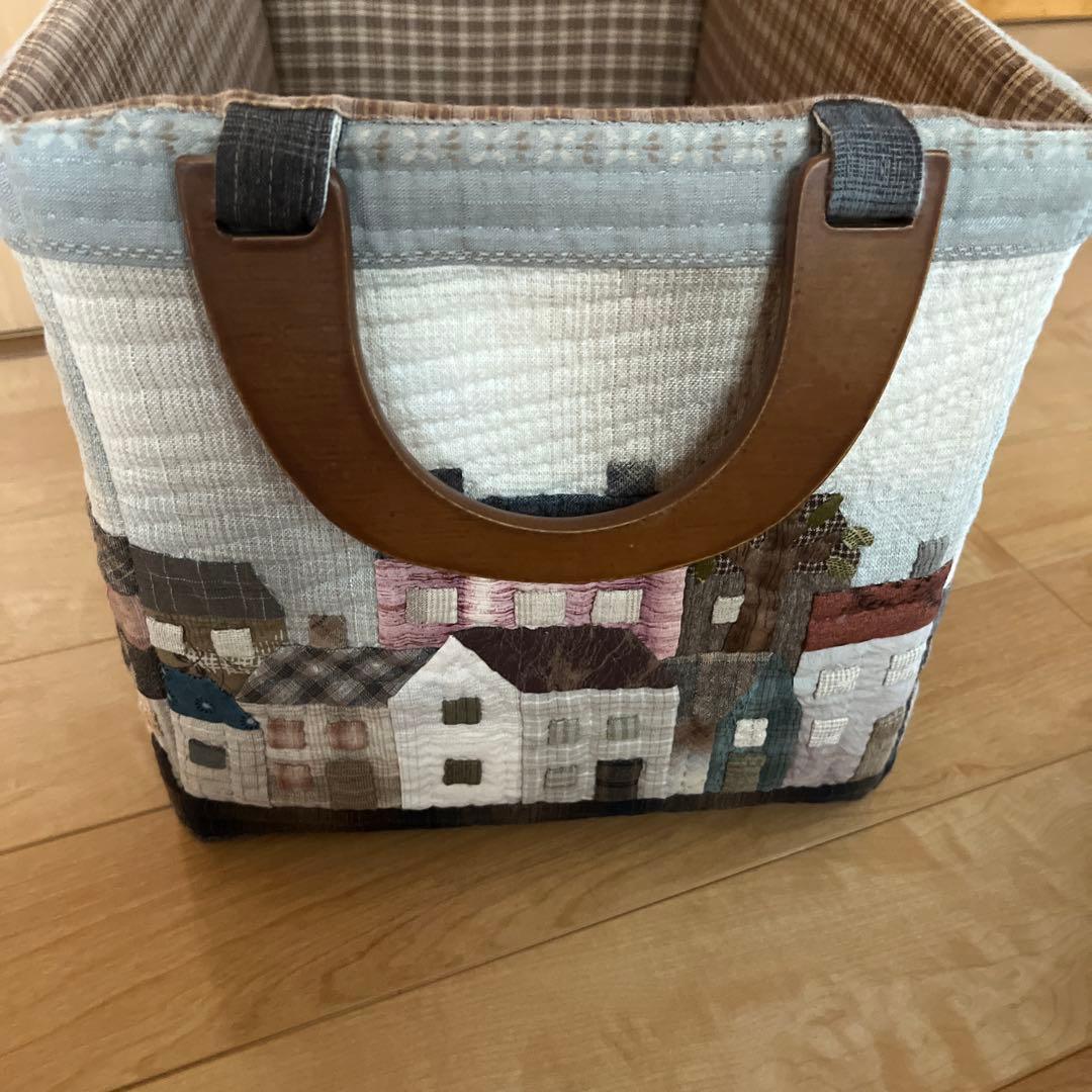 パッチワークの収納ケース