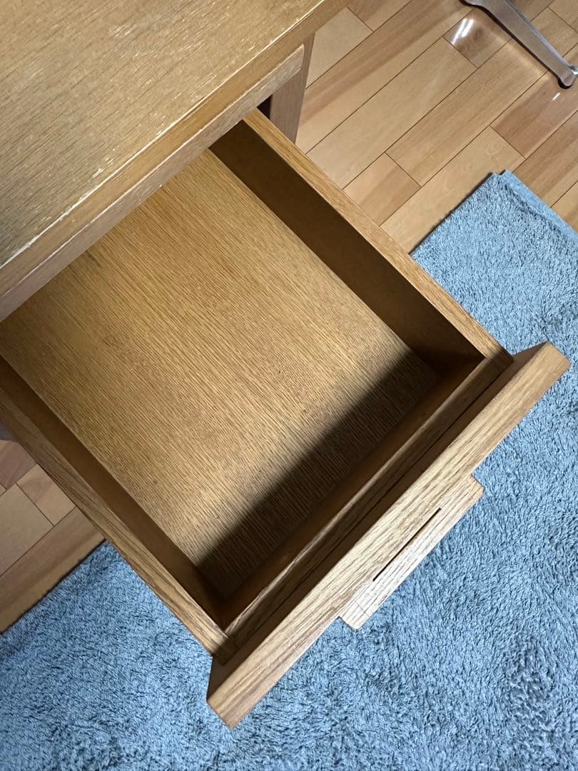 尼赤ずきん　unico noteデスク