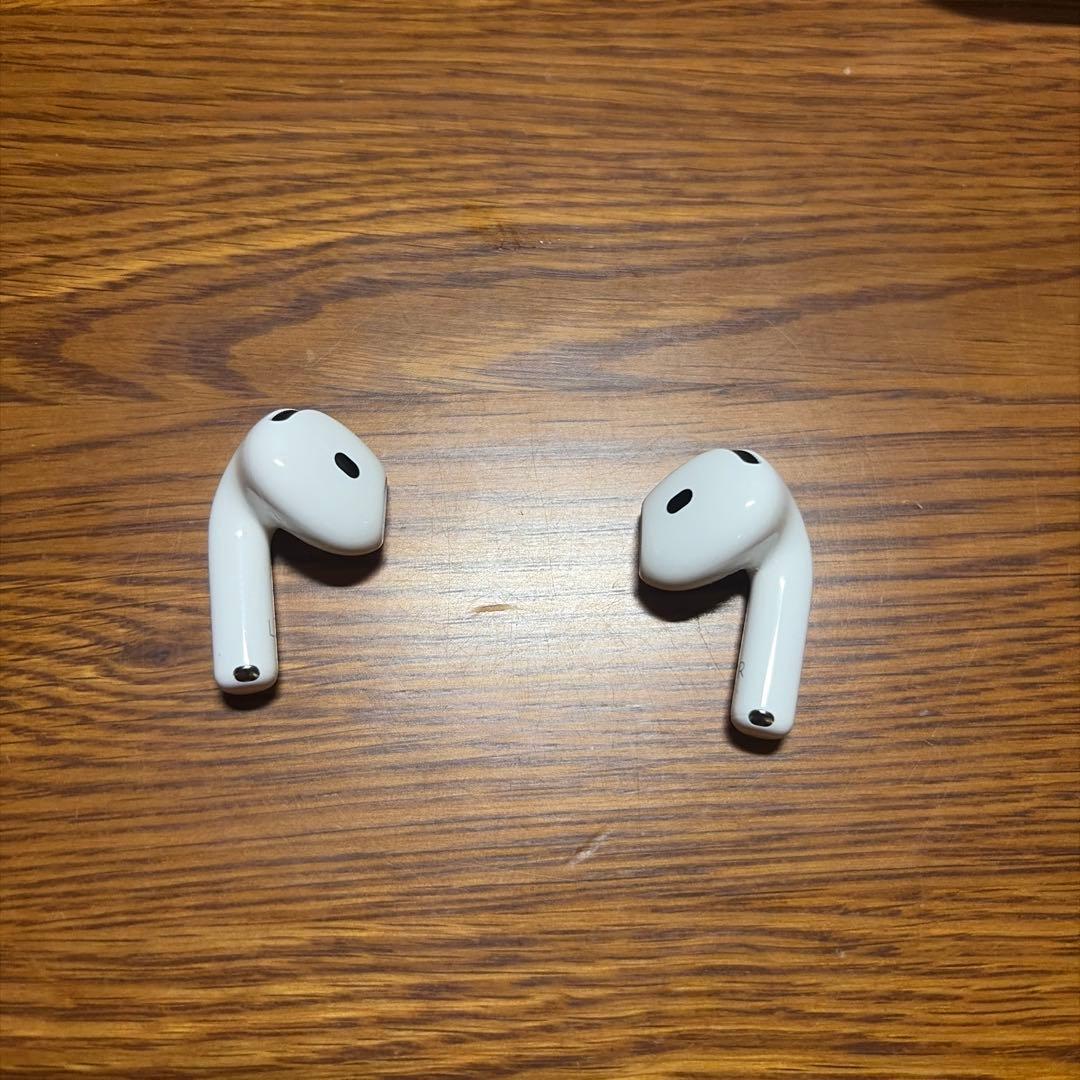 Airpods4 ほぼ未使用(ノイズキャンセリング非搭載)