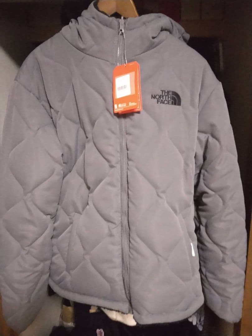 THE NORTH FACE リバーシブルグレー ダウンジャケット