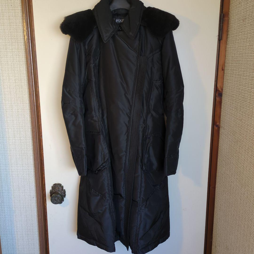 FOXEY ファー襟付き黒ロングコート