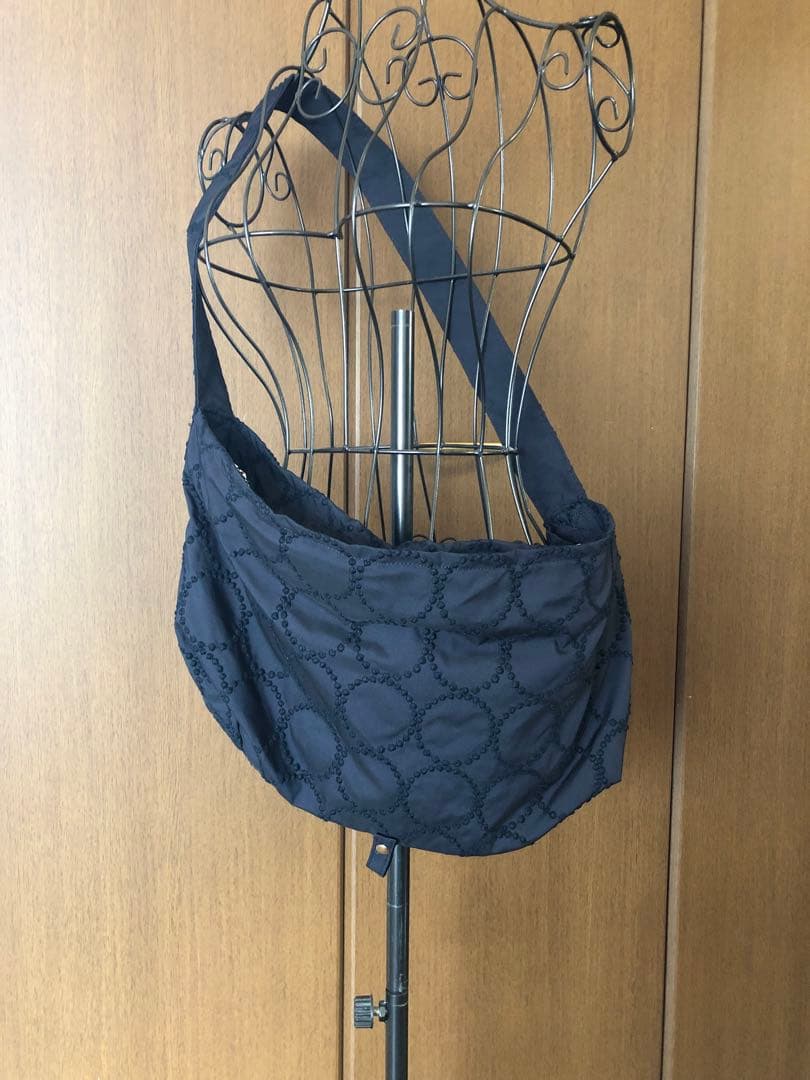 ミナペルホネン ボディバッグ タンバリン 黒