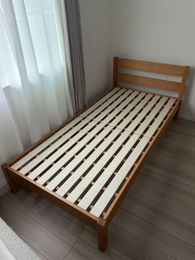 無印良品　シングルベッド（オーク）