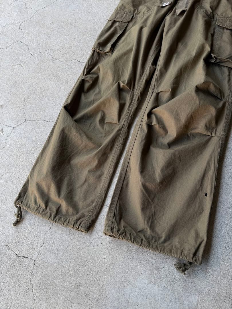 パンツ A BATHING APE Oversized Cargo Pants