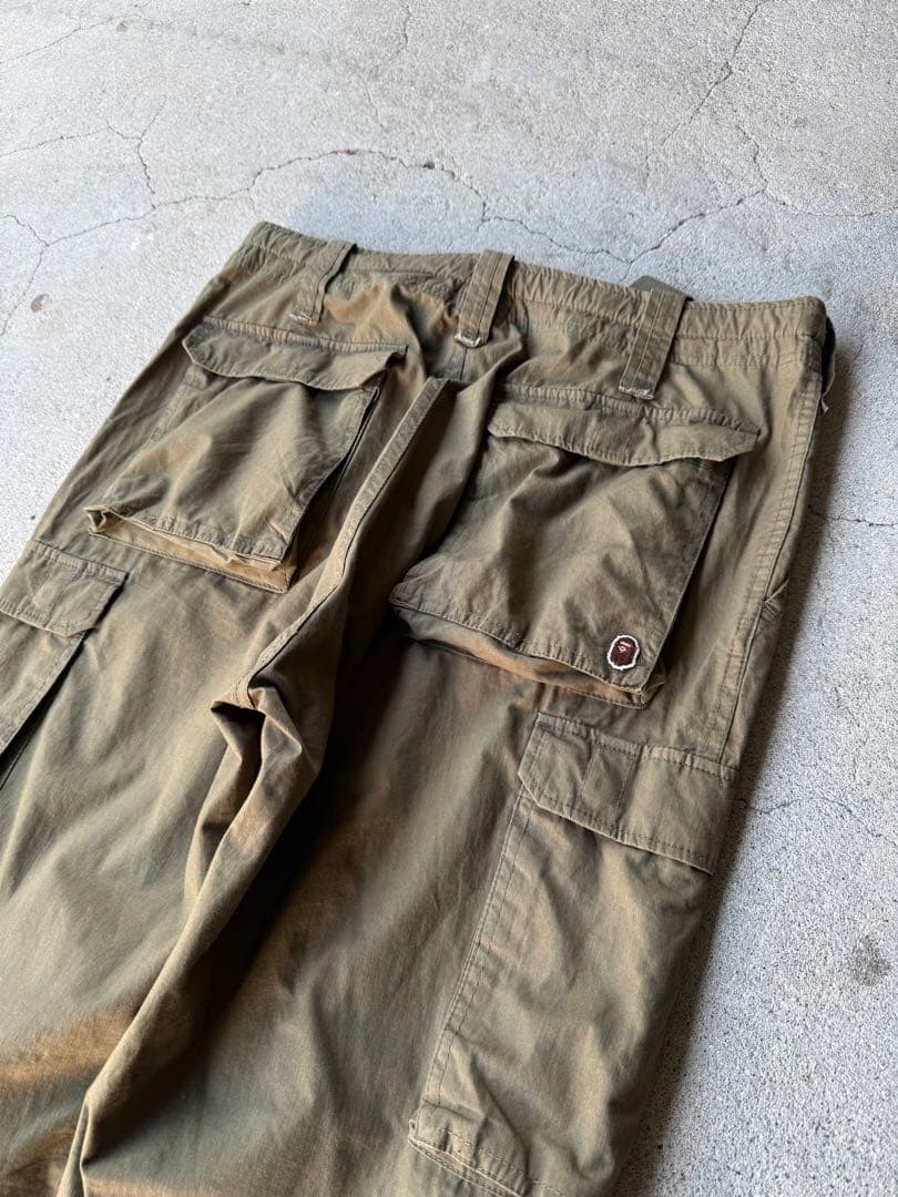 パンツ A BATHING APE Oversized Cargo Pants