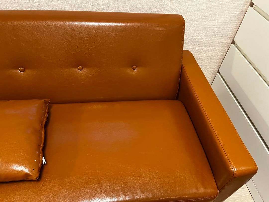 北欧カフェスタイル　三人掛け　ソファー