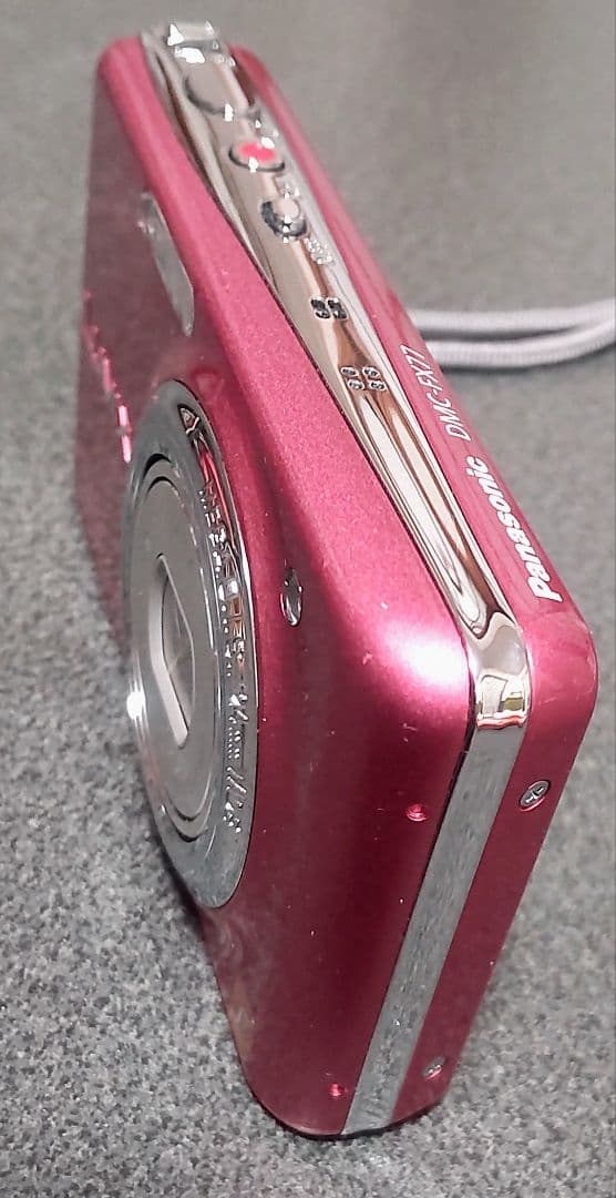 デジタルカメラ Panasonic LUMIX DMC-FX77