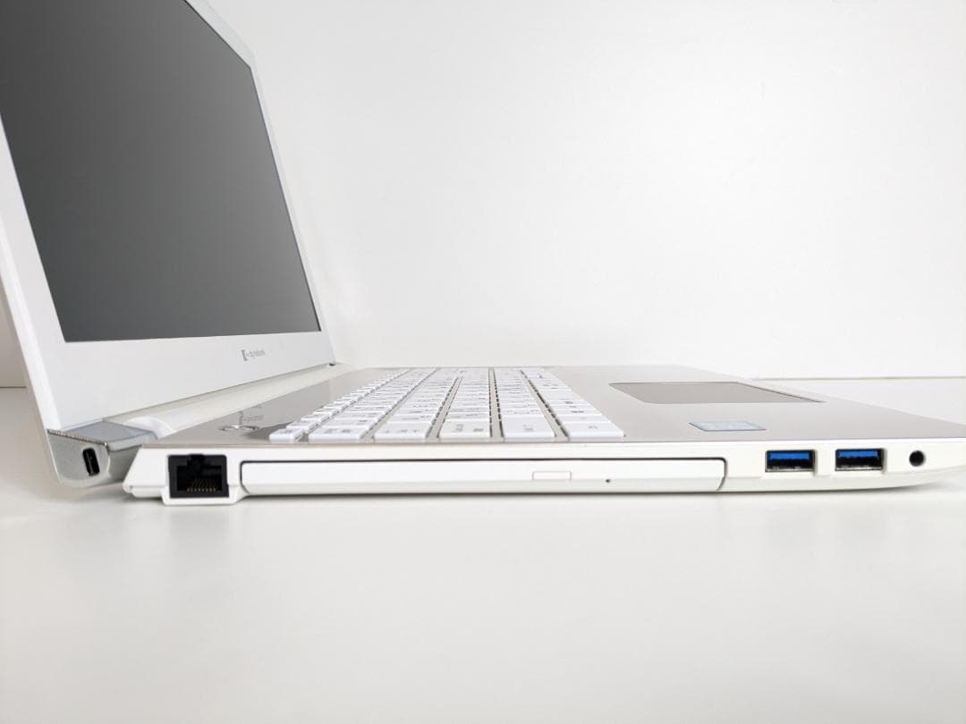 Core i7 メモリ16GB SSD256GB Office dynabook